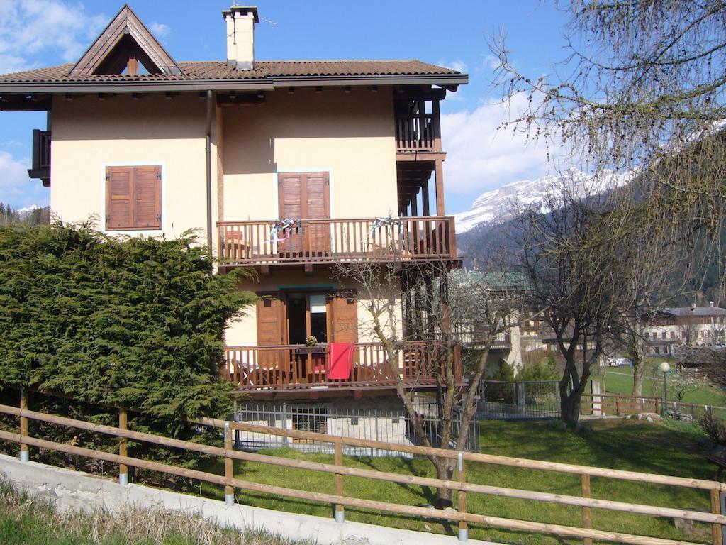 Chalet Madonna Di Campiglio Cin Itzero22143C2Qnjk2Ace Cipat Zero22143-At-Zero69206 Lejlighed Værelse billede